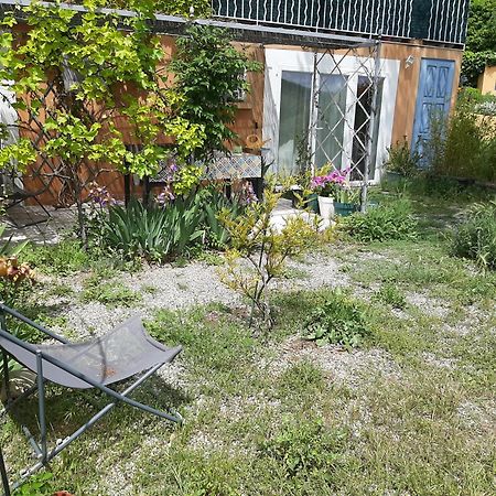Апартаменты T.Belle Vue Panoramique Au Coeur Du Luberon 40M2 + Pergola . Jardin. P Апт Экстерьер фото